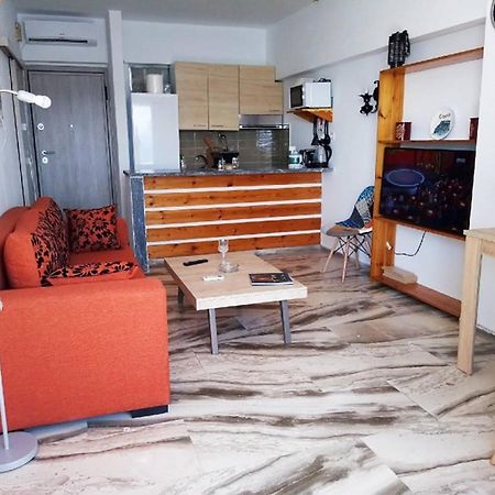 Atlas Apartment With Private Beach And Seaview Loutráki Exterior foto